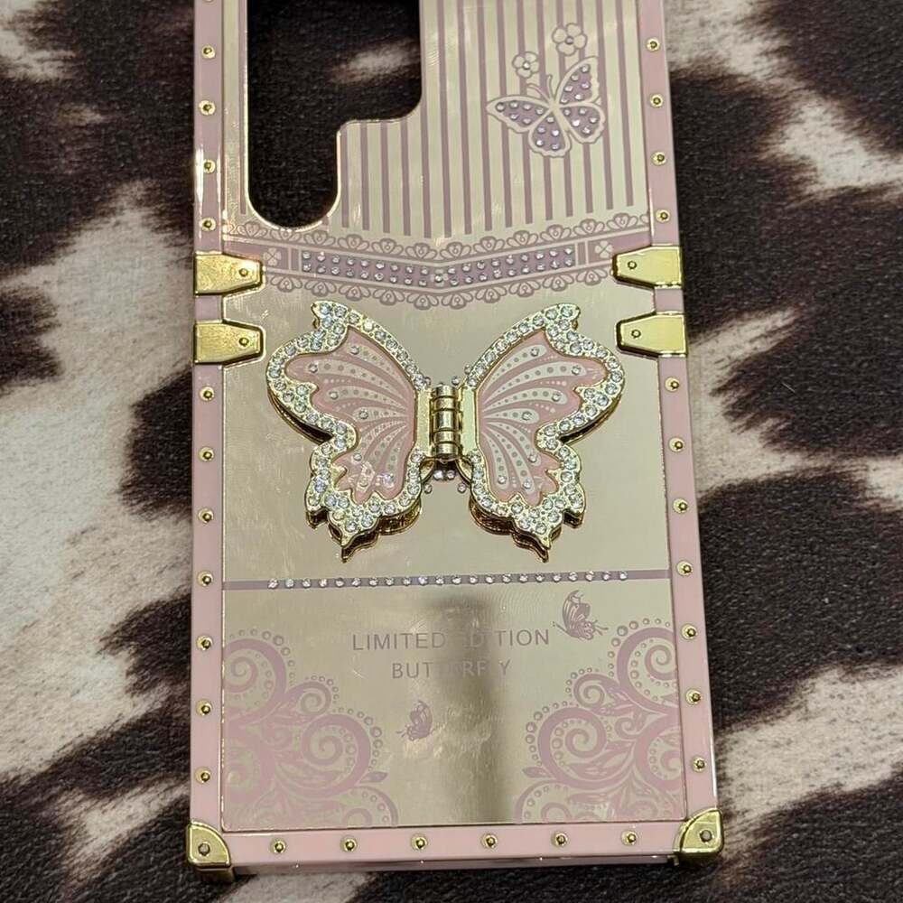 Samsung Galaxy S24 Ultra Limited Edition Butterfly Phone Case